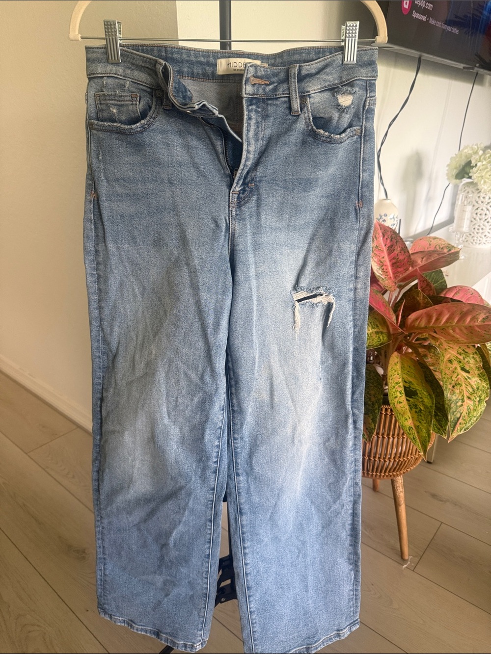 Women’s Light Blue Distressed Boyfriend Jeans with light stretch